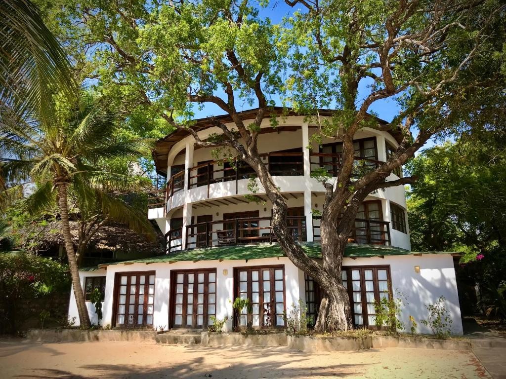 Two-Bedroom Beachfront Residence photo 3